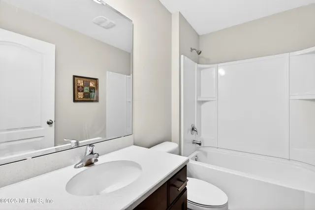 $575,000 | 138 South Hummingbird Place, Palm Coast, FL 32164