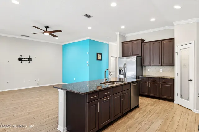 $575,000 | 138 South Hummingbird Place, Palm Coast, FL 32164