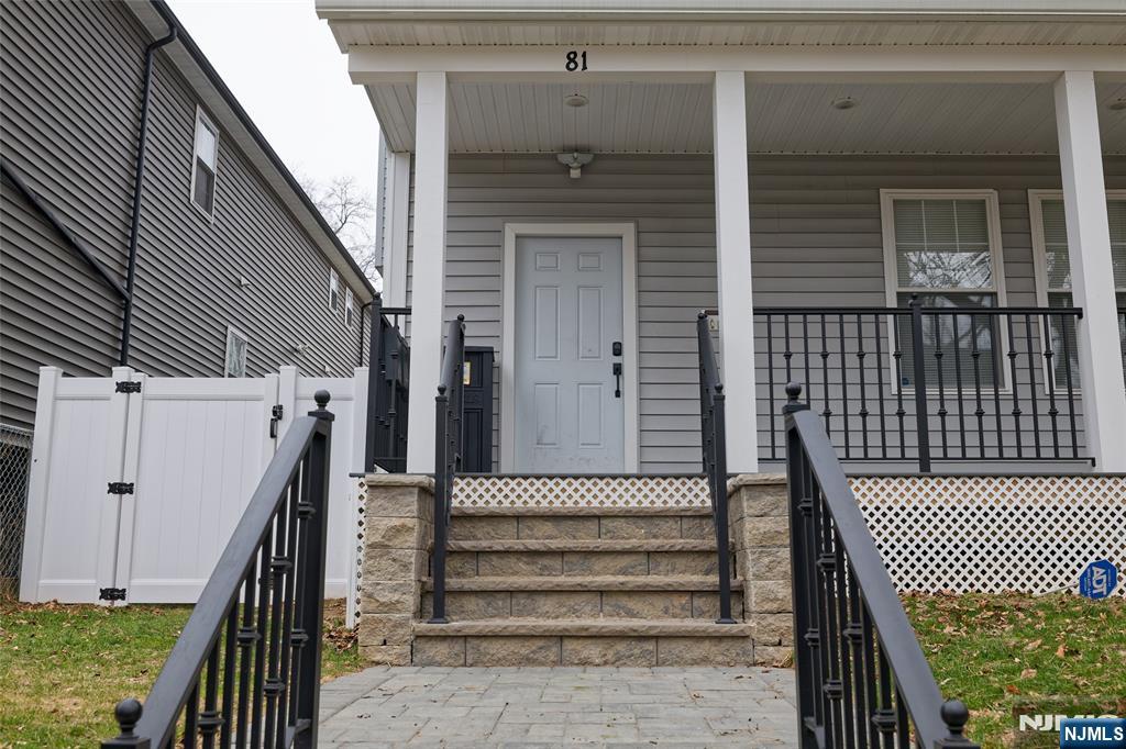81 Grove Street Montclair, NJ 07042 - Photo 3 of 39