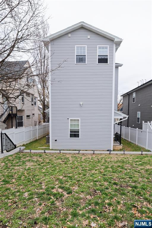 81 Grove Street Montclair, NJ 07042 - Photo 38 of 39