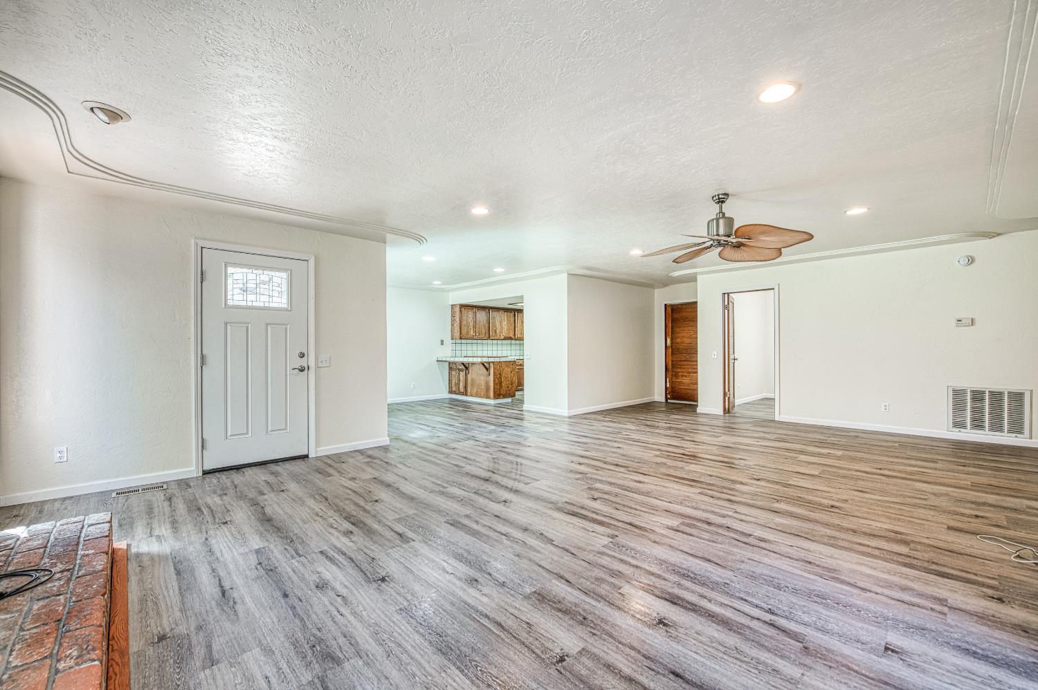 33988 Shaver Springs Road Auberry, CA 93602 - Photo 11 of 34 a view of empty room with wooden floor