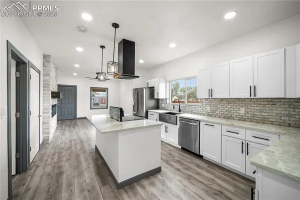 $500,000 | 1835-1839 East 4th Street, Pueblo, CO 81001