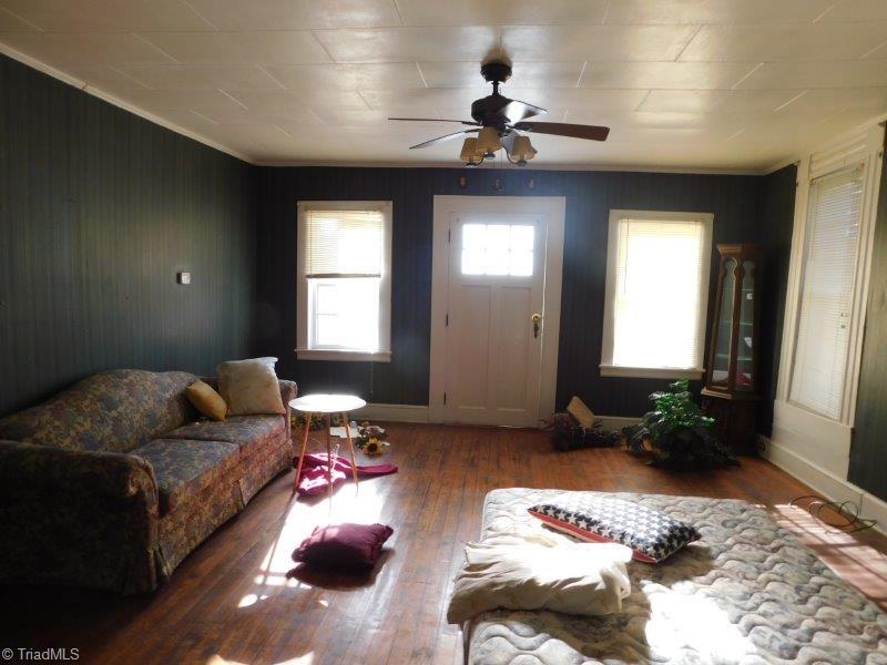 276 Fagge Road Stoneville, NC 27048 - Photo 5 of 34