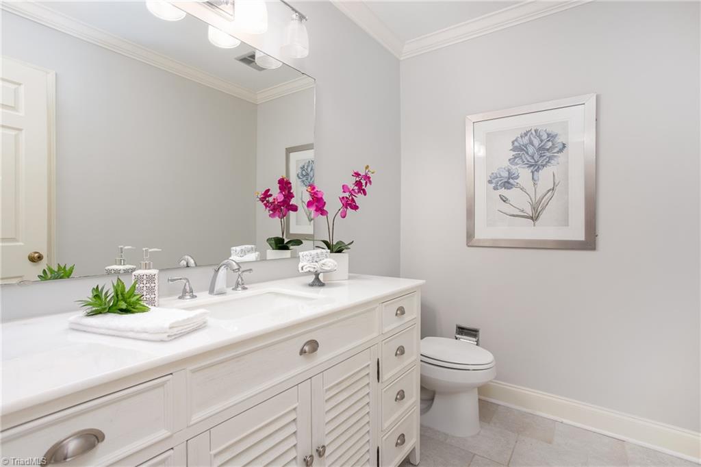 562 Lindley Road Greensboro, NC 27410 - Photo 21 of 36 Gallery Image 21