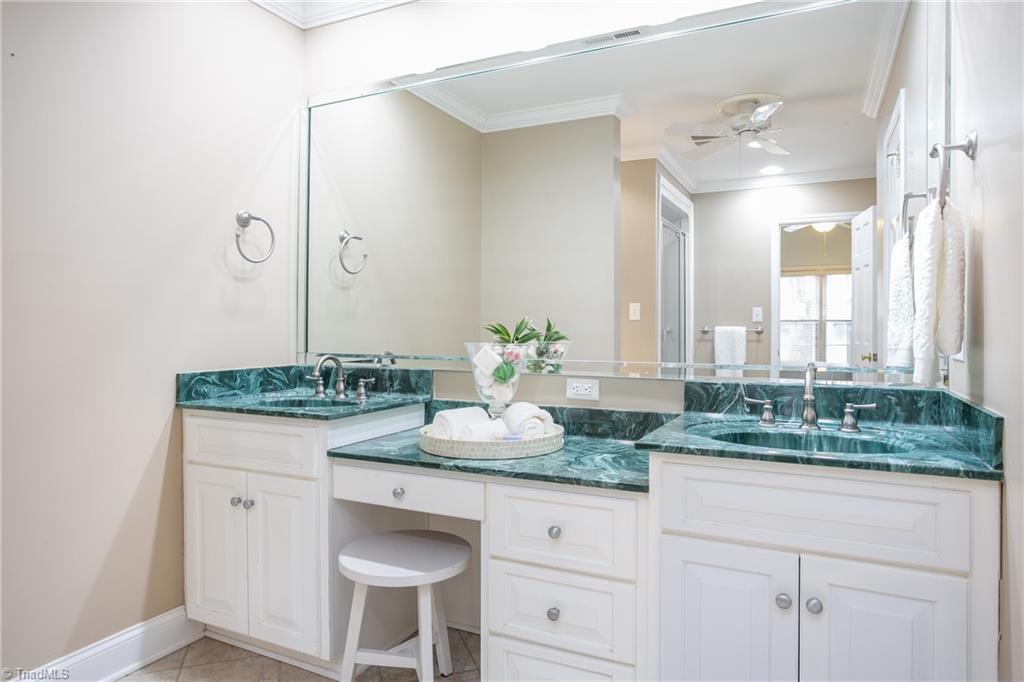 562 Lindley Road Greensboro, NC 27410 - Photo 25 of 36 Gallery Image 25