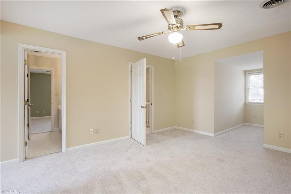 562 Lindley Road Greensboro, NC 27410 - Photo 29 of 36 Gallery Image 29