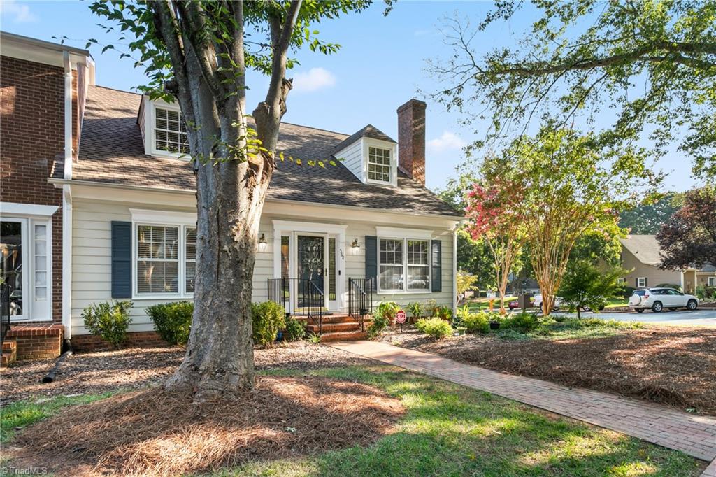 562 Lindley Road Greensboro, NC 27410 - Photo 3 of 36 Gallery Image 3