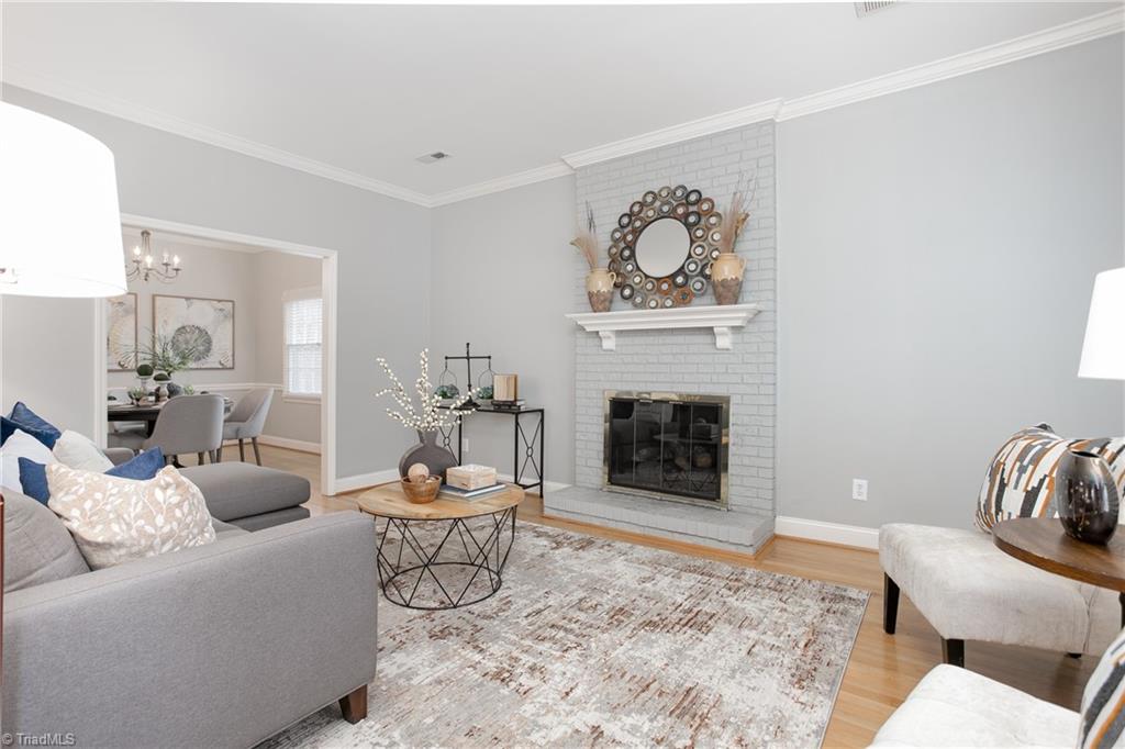 562 Lindley Road Greensboro, NC 27410 - Photo 6 of 36 Gallery Image 6