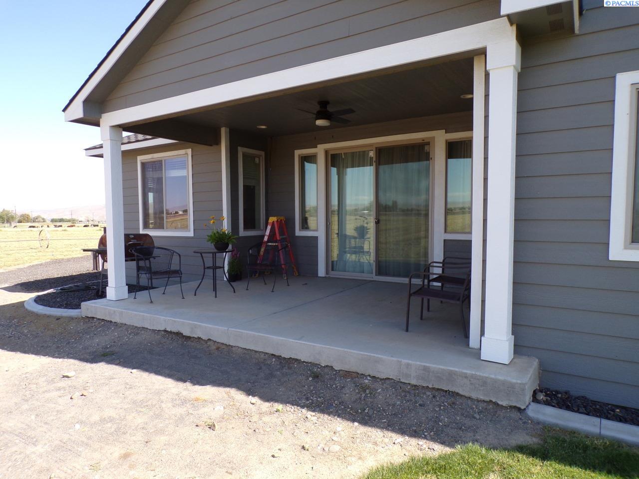 166214 West Johnson Road Prosser, WA 99350 - Photo 10 of 50 Gallery Image 10