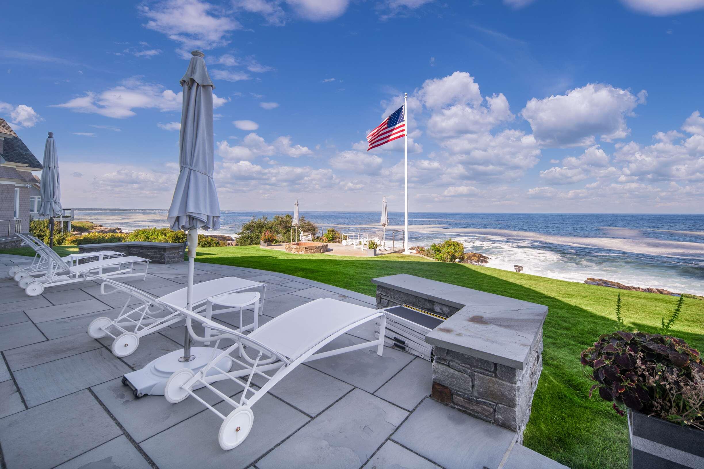113 Bald Head Cliff Road Cape Neddick, ME 03902 - Photo 9 of 50 Patio