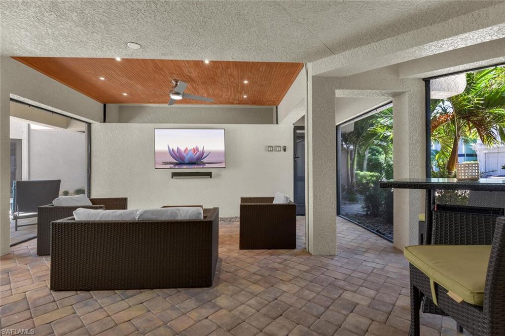 684 10th Avenue South, Unit D1 Naples, FL 34102 - Photo 32 of 45 a view of a livingroom with furniture