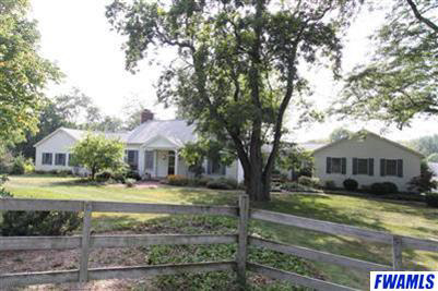 5018 West Hamilton Road South Fort Wayne, IN 46814 - Photo 1 of 25
