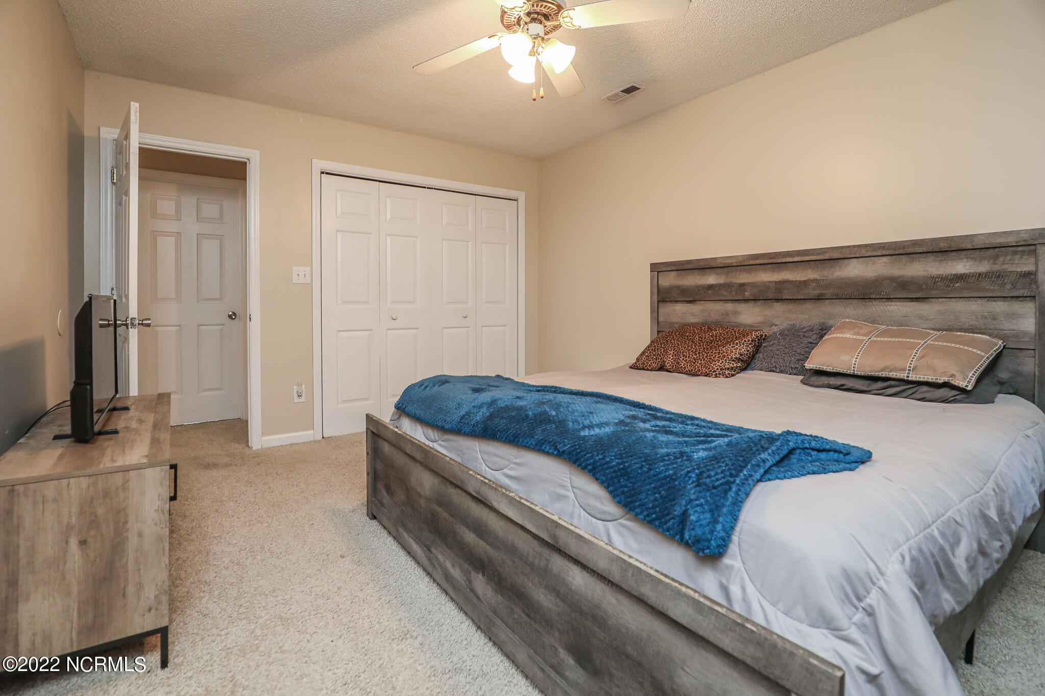 136 Parnell Road Hubert, NC 28539 - Photo 15 of 32 CHristi- 136 Parnell-12