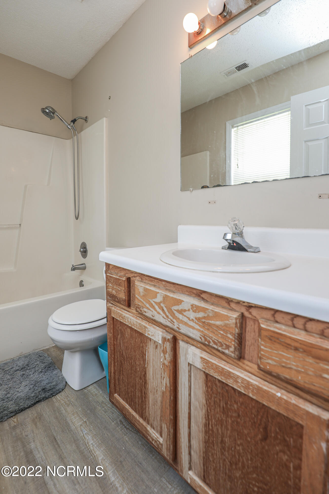 136 Parnell Road Hubert, NC 28539 - Photo 17 of 32 CHristi- 136 Parnell-14