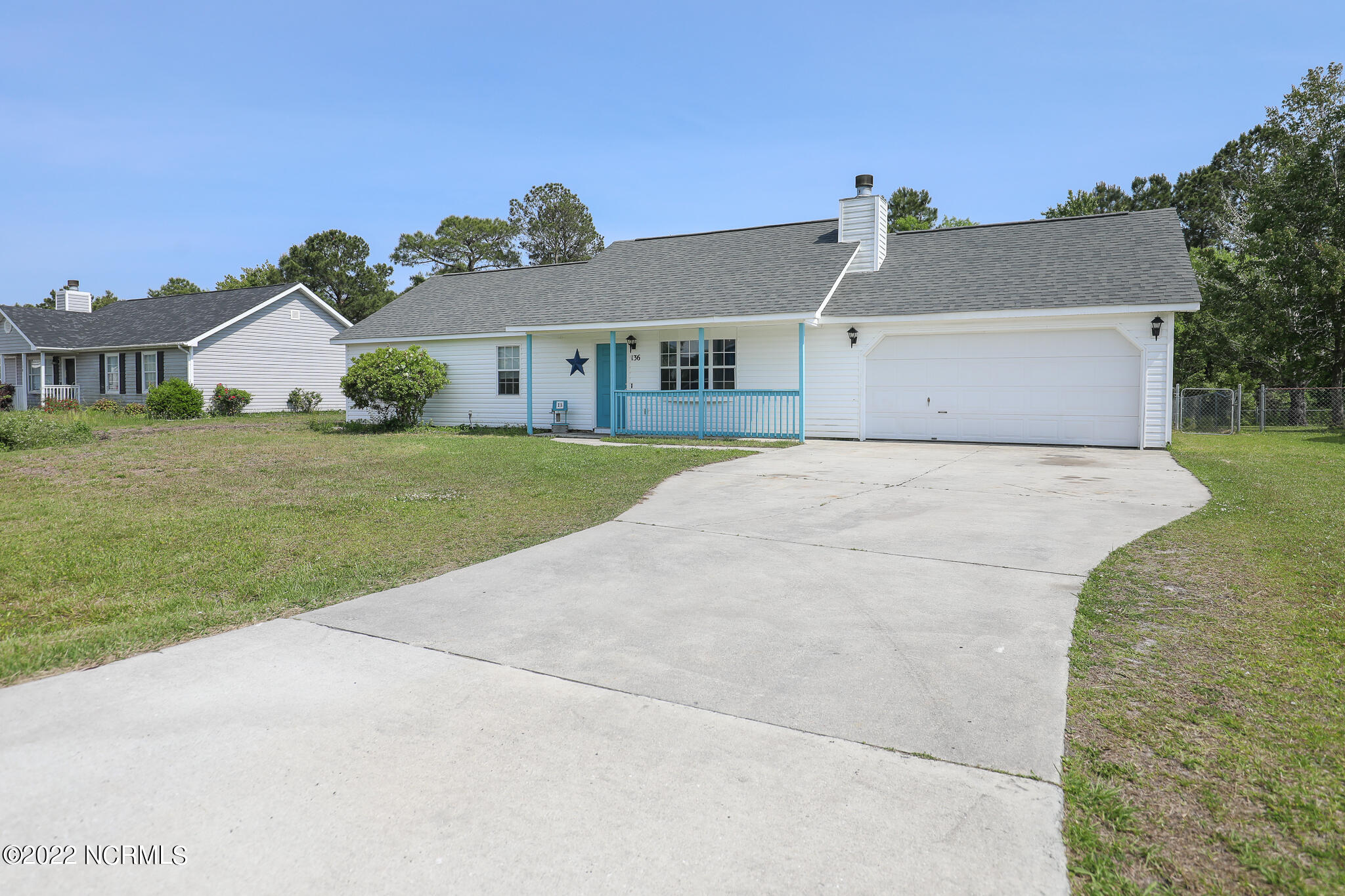 136 Parnell Road Hubert, NC 28539 - Photo 2 of 32 CHristi- 136 Parnell-01