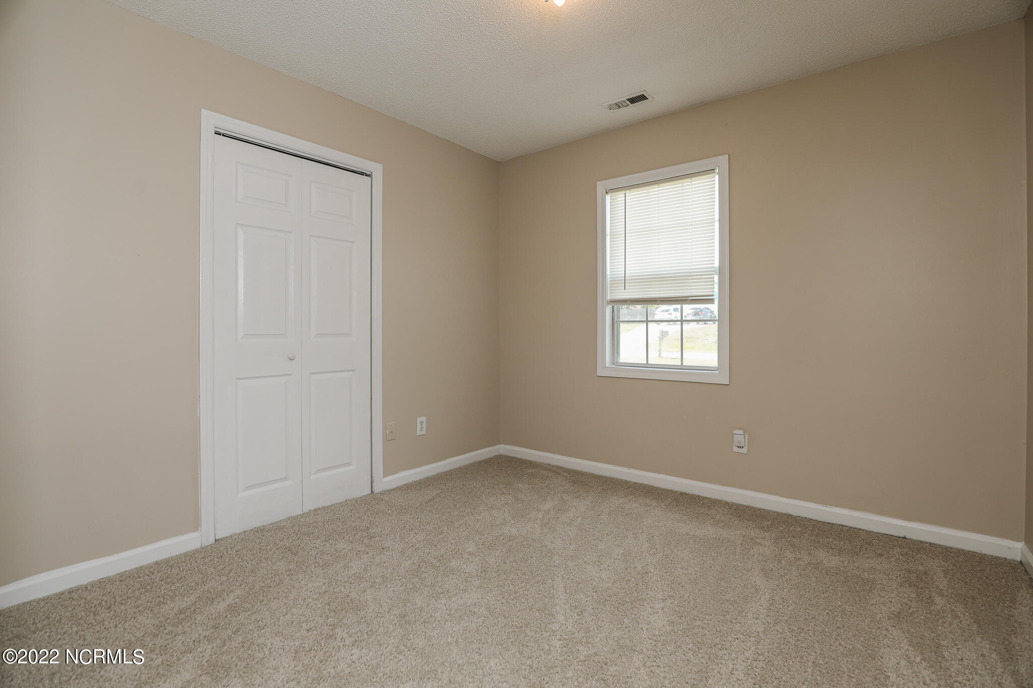 136 Parnell Road Hubert, NC 28539 - Photo 21 of 32 CHristi- 136 Parnell-18