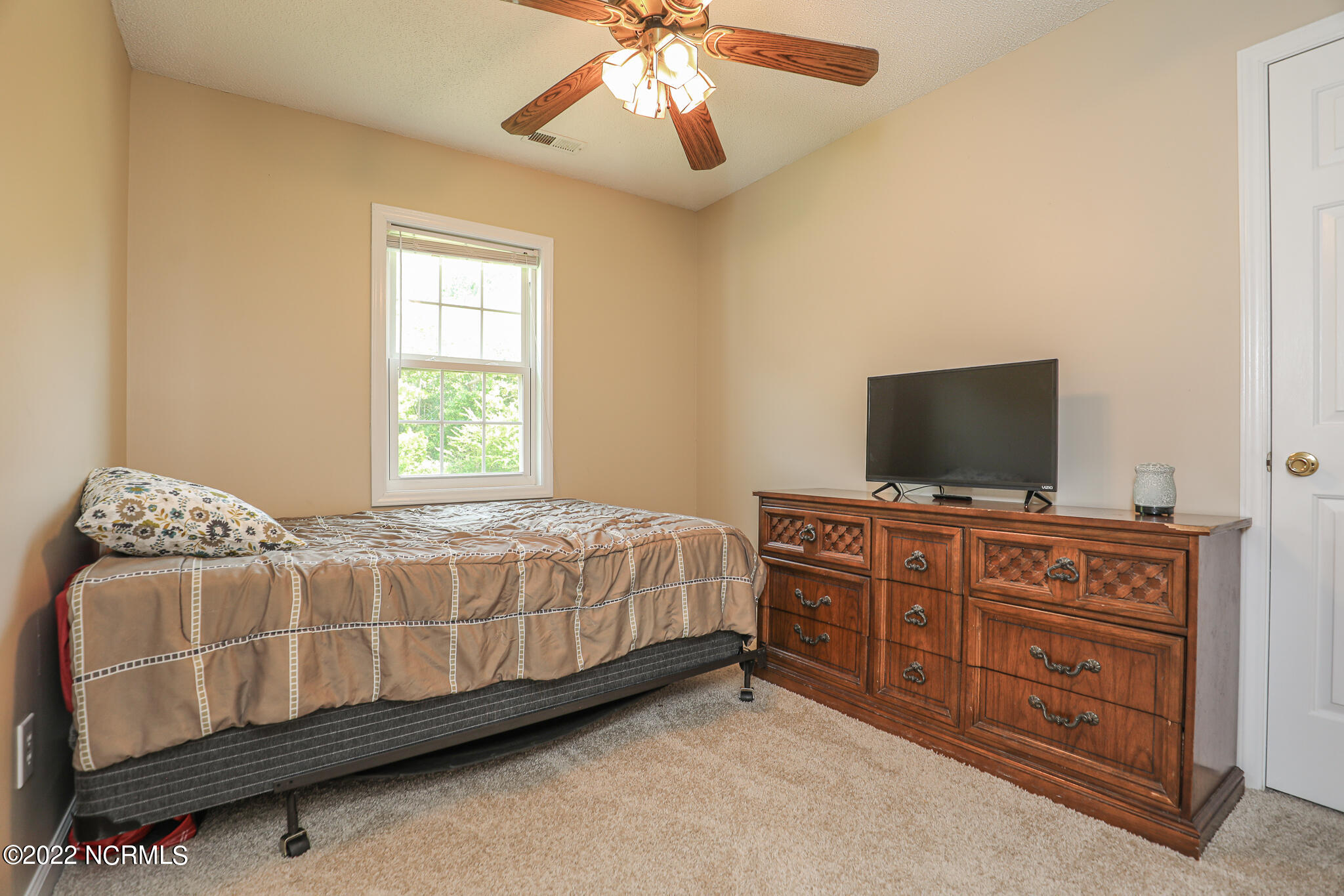 136 Parnell Road Hubert, NC 28539 - Photo 25 of 32 CHristi- 136 Parnell-22
