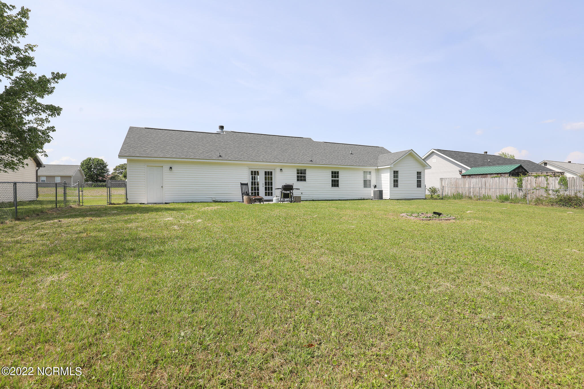 136 Parnell Road Hubert, NC 28539 - Photo 26 of 32 CHristi- 136 Parnell-07
