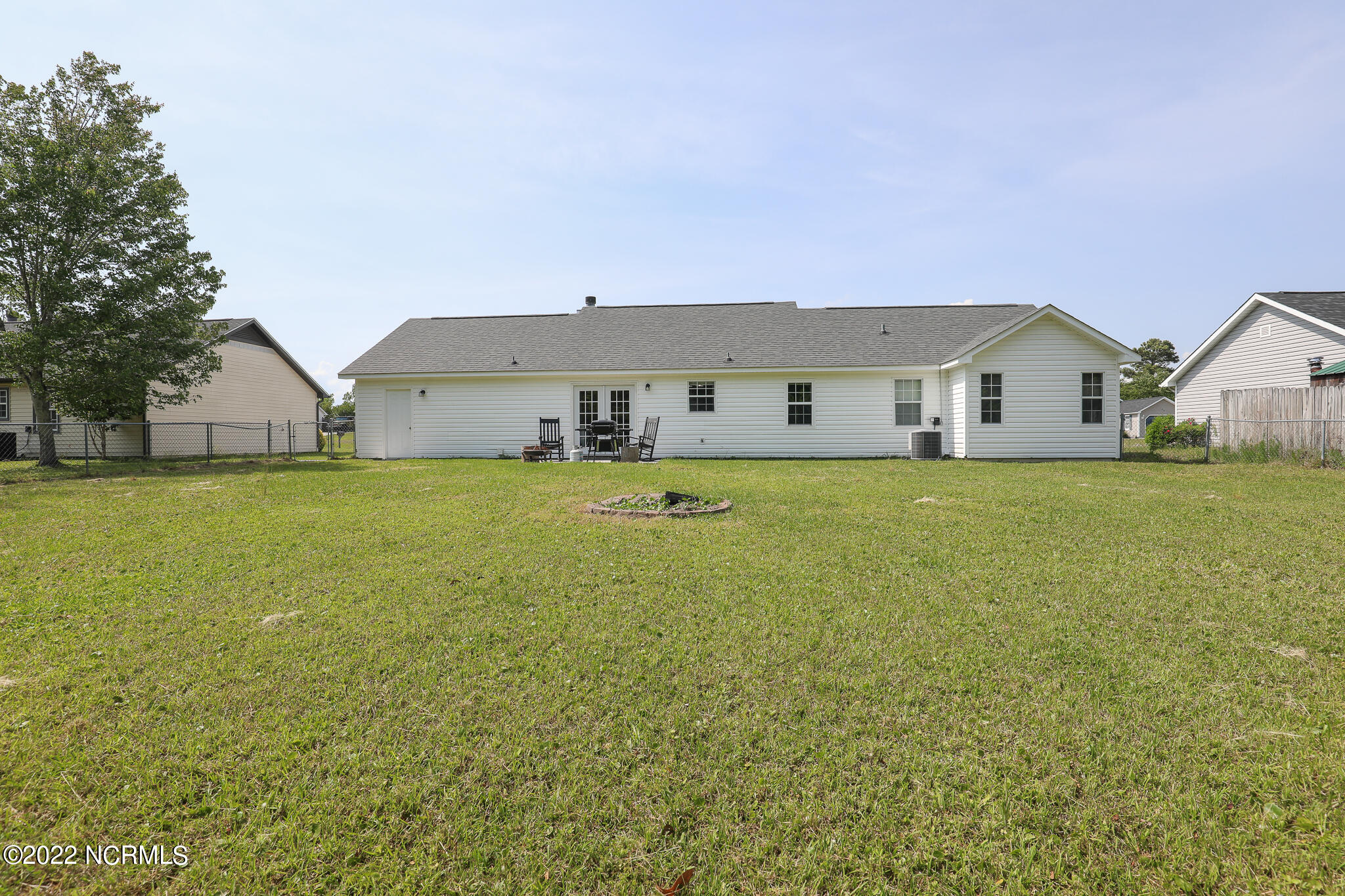 136 Parnell Road Hubert, NC 28539 - Photo 28 of 32 CHristi- 136 Parnell-08