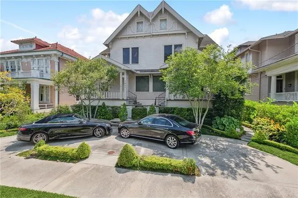 $1,500 | 1509 Robert Street, Unit B, New Orleans, LA 70115