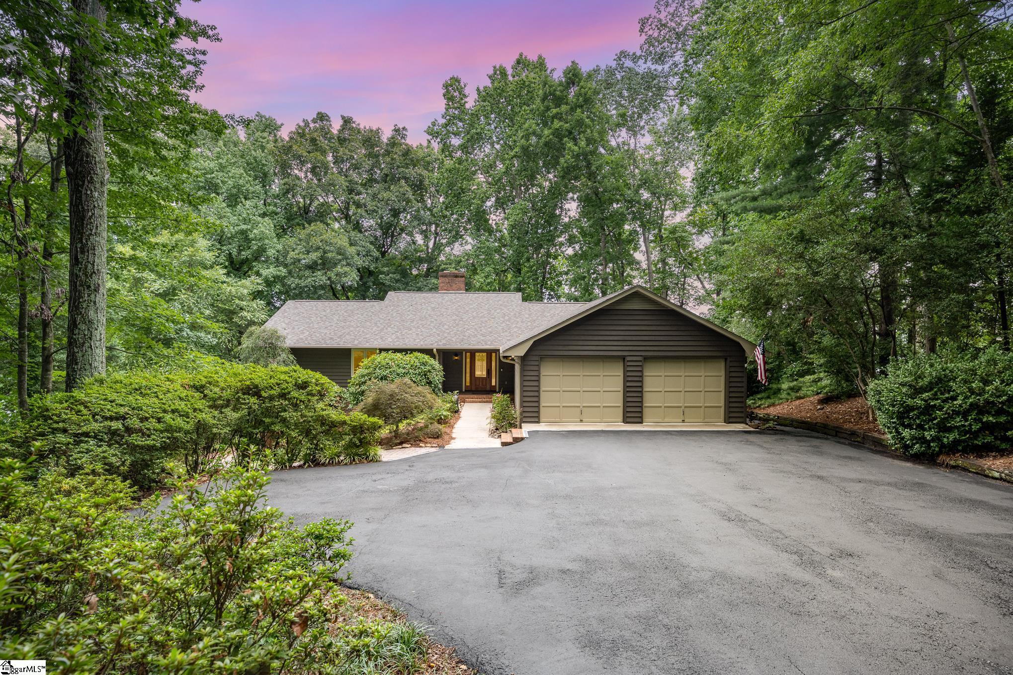 712 Lakewinds Boulevard Inman, SC 29349 - Photo 1 of 36