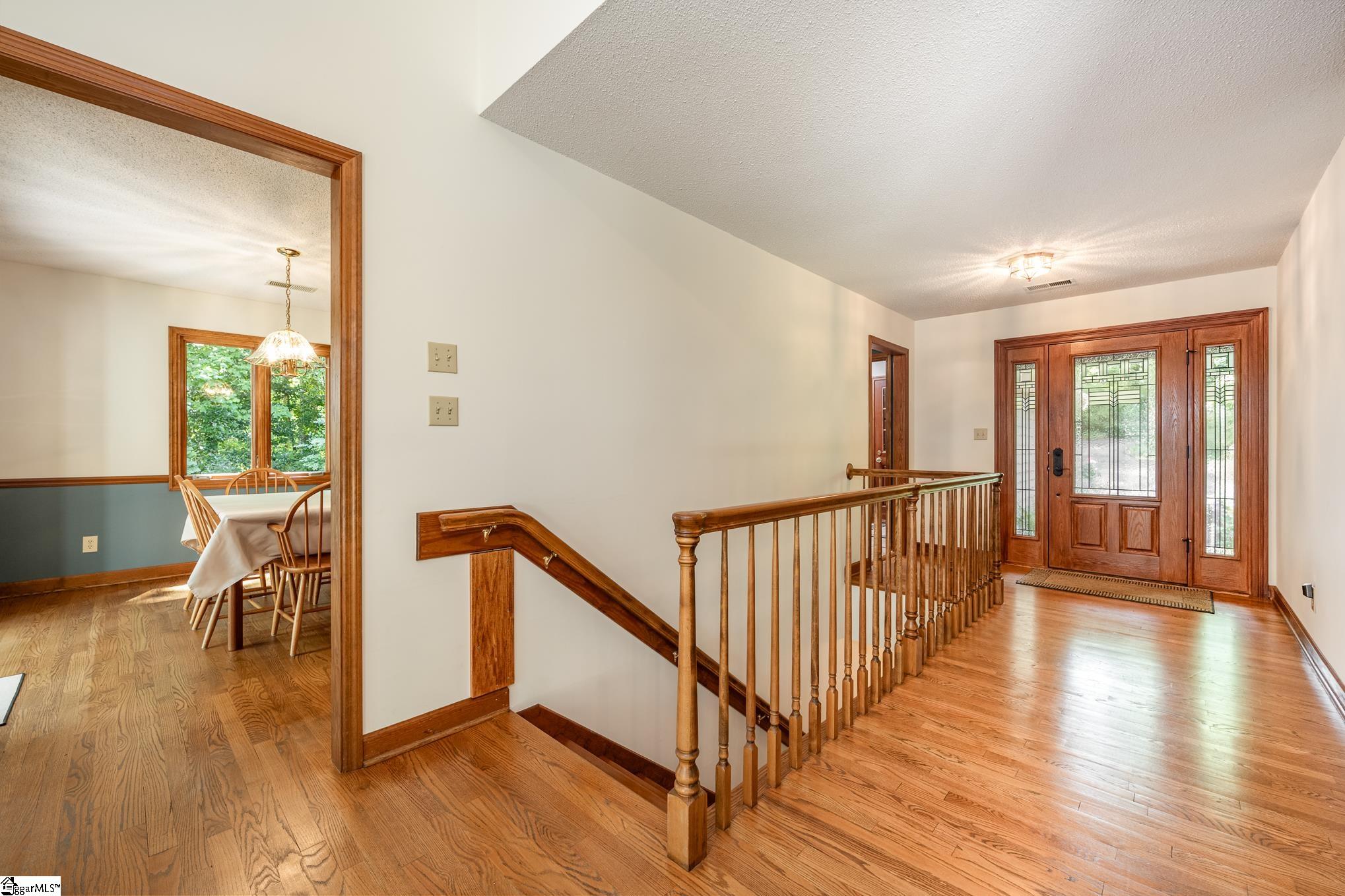 712 Lakewinds Boulevard Inman, SC 29349 - Photo 3 of 36