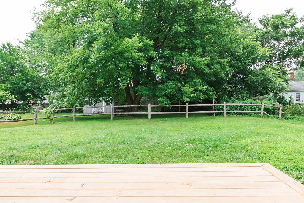 284 Whalom Road Lunenburg, MA 01462 - Photo 17 of 19