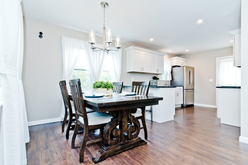 284 Whalom Road Lunenburg, MA 01462 - Photo 3 of 19