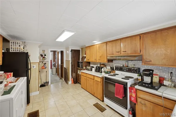 $899,000 | 7127 Kinne Road, Lockport Town, NY 14094