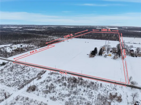 $899,000 | 7127 Kinne Road, Lockport Town, NY 14094