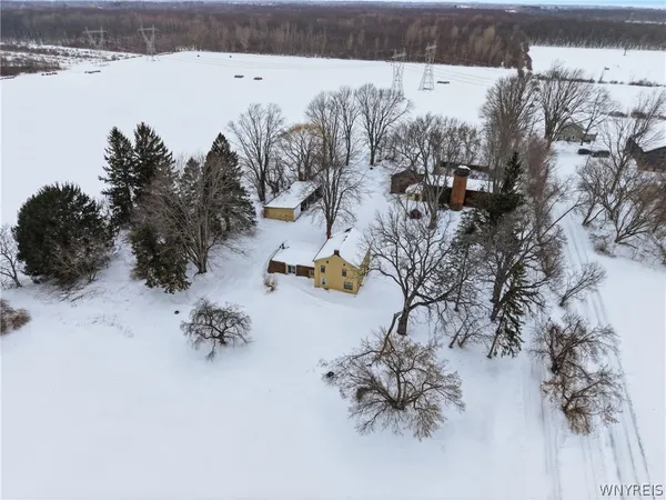 $899,000 | 7127 Kinne Road, Lockport Town, NY 14094