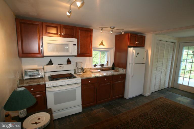 3952 Fiery Run Road Linden, VA 22642 - Photo 9 of 18 Kitchen #2