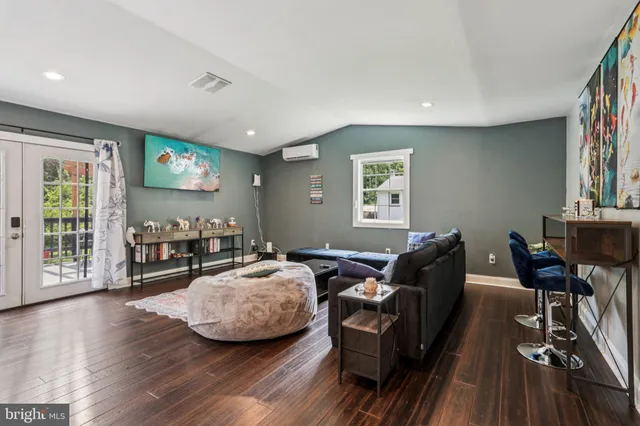 $408,000 | 1707 Peach Street, Upper Chichester, PA 19061