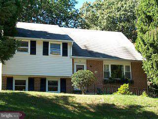 28 Woodview Road Malvern, PA 19355 - Photo 1 of 6 Gallery Image 1