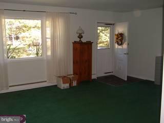 28 Woodview Road Malvern, PA 19355 - Photo 4 of 6 Gallery Image 4
