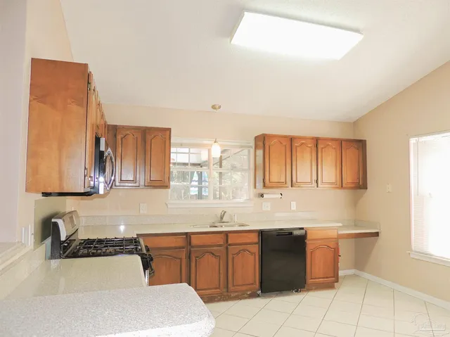 $425,000 | 4032 Leesway Circle, Pensacola, FL 32504