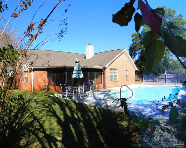 $425,000 | 4032 Leesway Circle, Pensacola, FL 32504