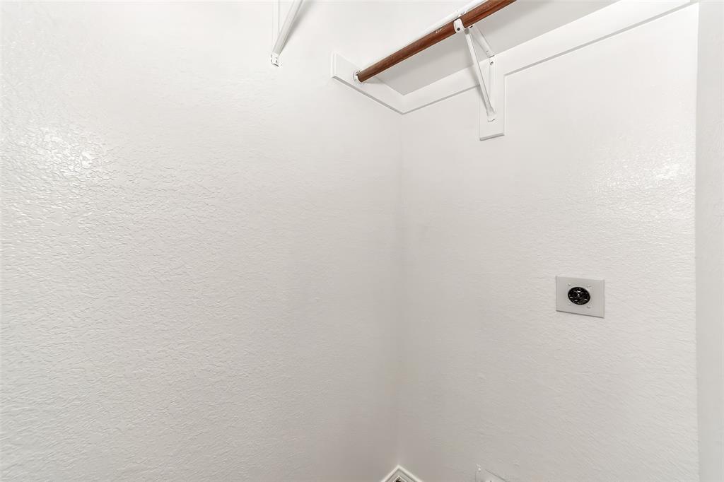 1006 Buckingham Drive Forney, TX 75126 - Photo 25 of 31 a bathroom with a shower