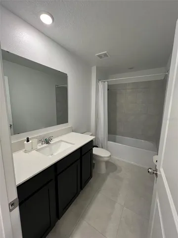 $2,200 | 1334 Diego Terrace, Lake Wales, FL 33859