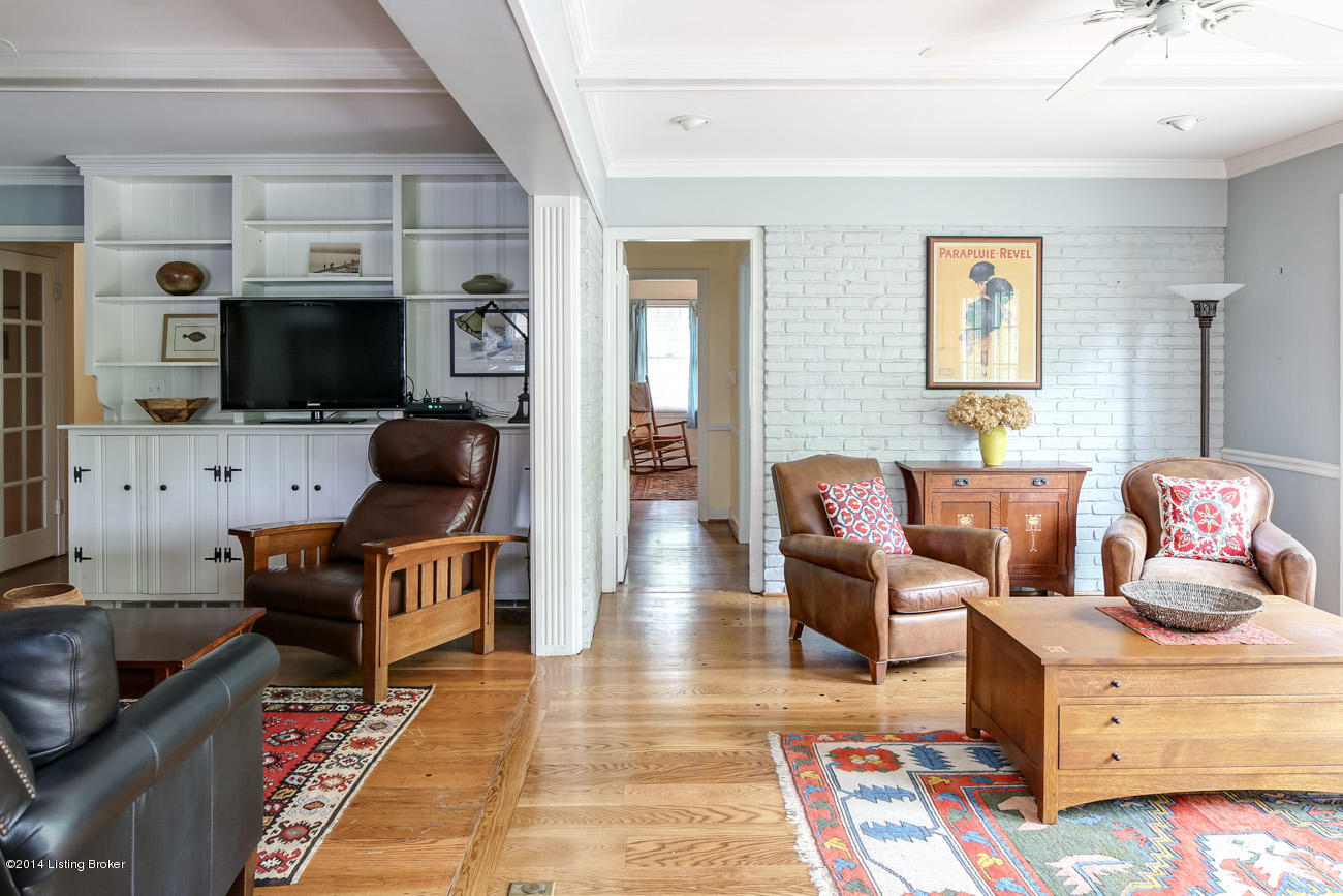 5609 Apache Road Louisville, KY 40207 - Photo 6 of 43 RealTourCast - J Middleton - Apache (5 o