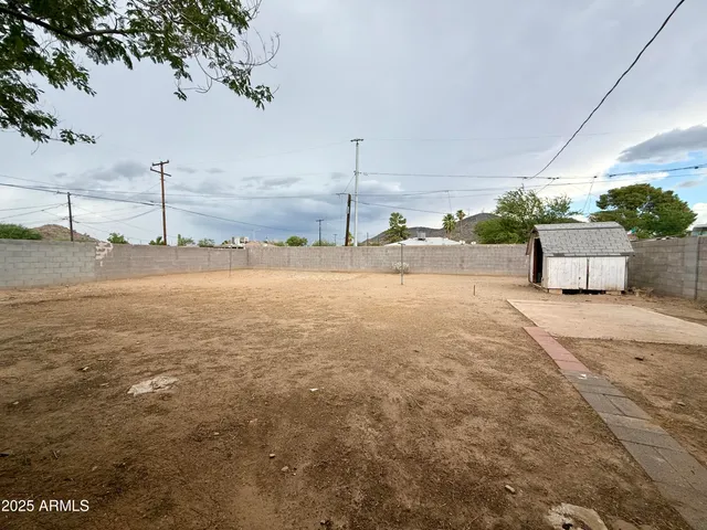 a view of a outdoor space