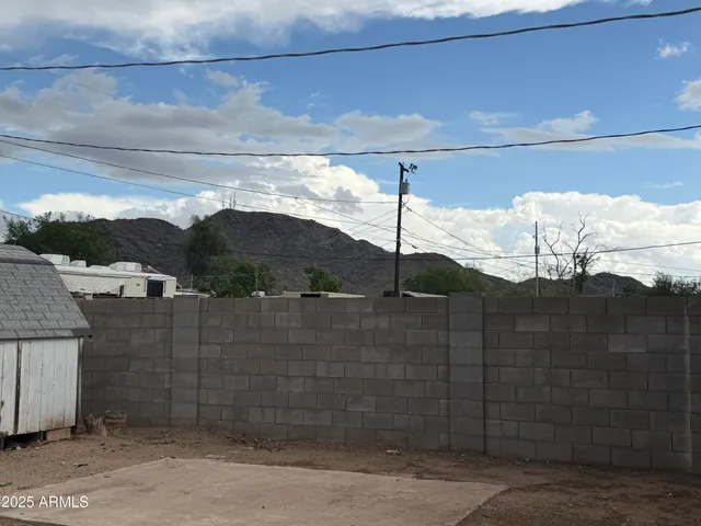 $1,590 | 1218 West Cinnabar Avenue, Phoenix, AZ 85021