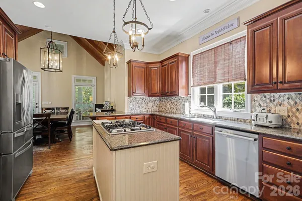 $1,600,000 | 7609 Windaliere Drive, Cornelius, NC 28031