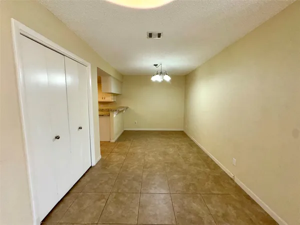 $1,825 | 223 Stowaway Cove, Unit B, Lakeway, TX 78734