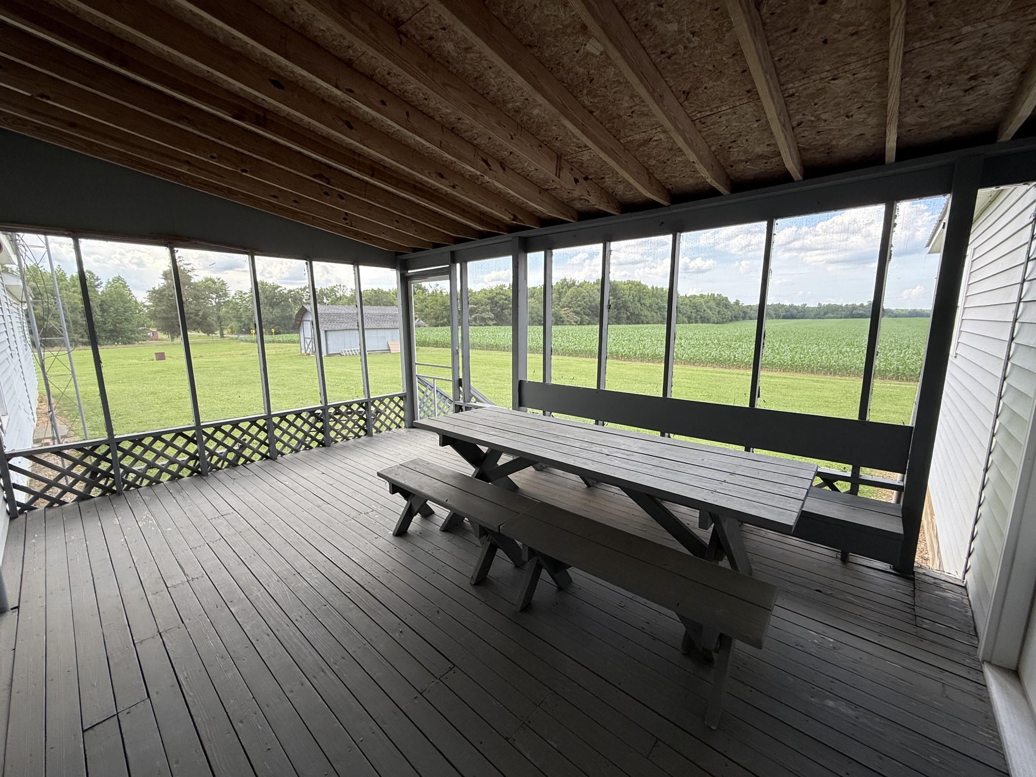 2971 Monroe Floyd Road Decherd, TN 37324 - Photo 23 of 26 a sitting area with wooden floor outdoor seating and city view