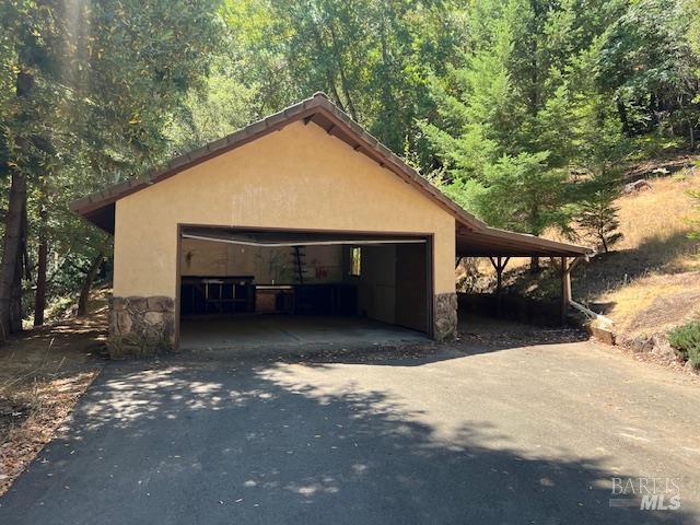 4593 Dry Creek Road Napa, CA 94558 - Photo 8 of 11 Detached Garage