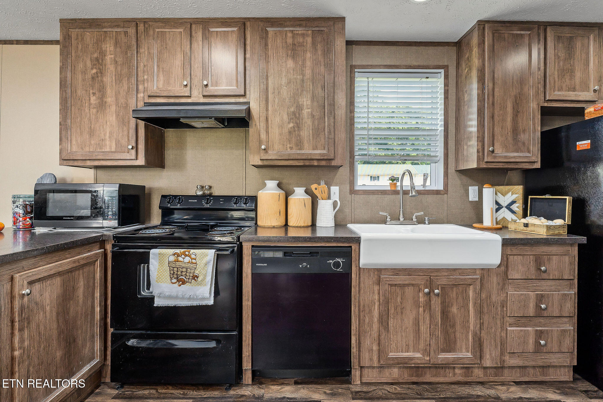 1180 Lake Hill Road Monterey, TN 38574 - Photo 12 of 43 DSC03451