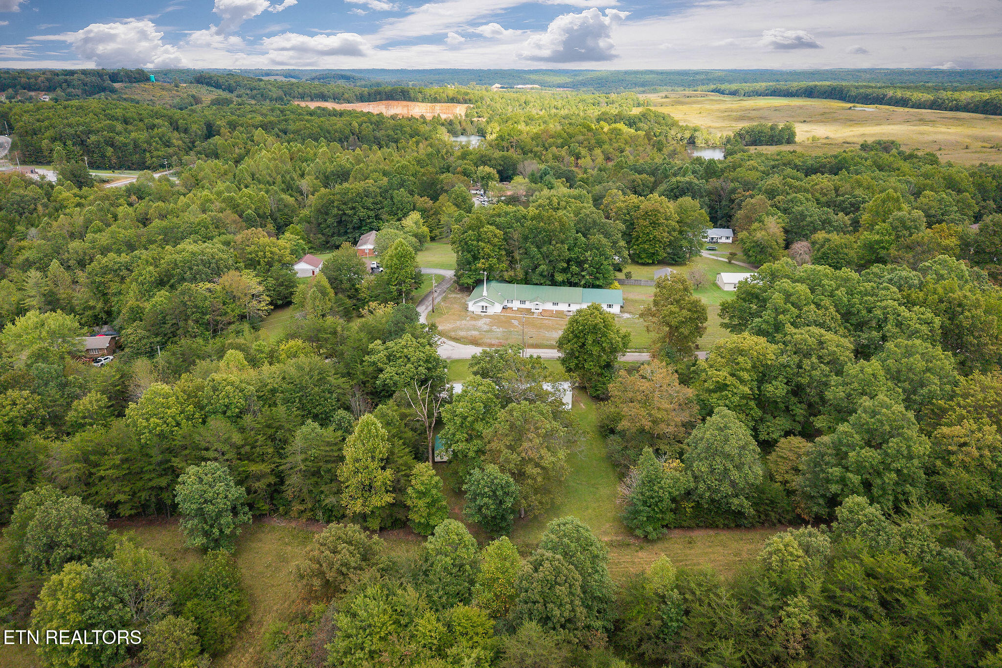 1180 Lake Hill Road Monterey, TN 38574 - Photo 41 of 43 DJI_20250926042318_0033_D