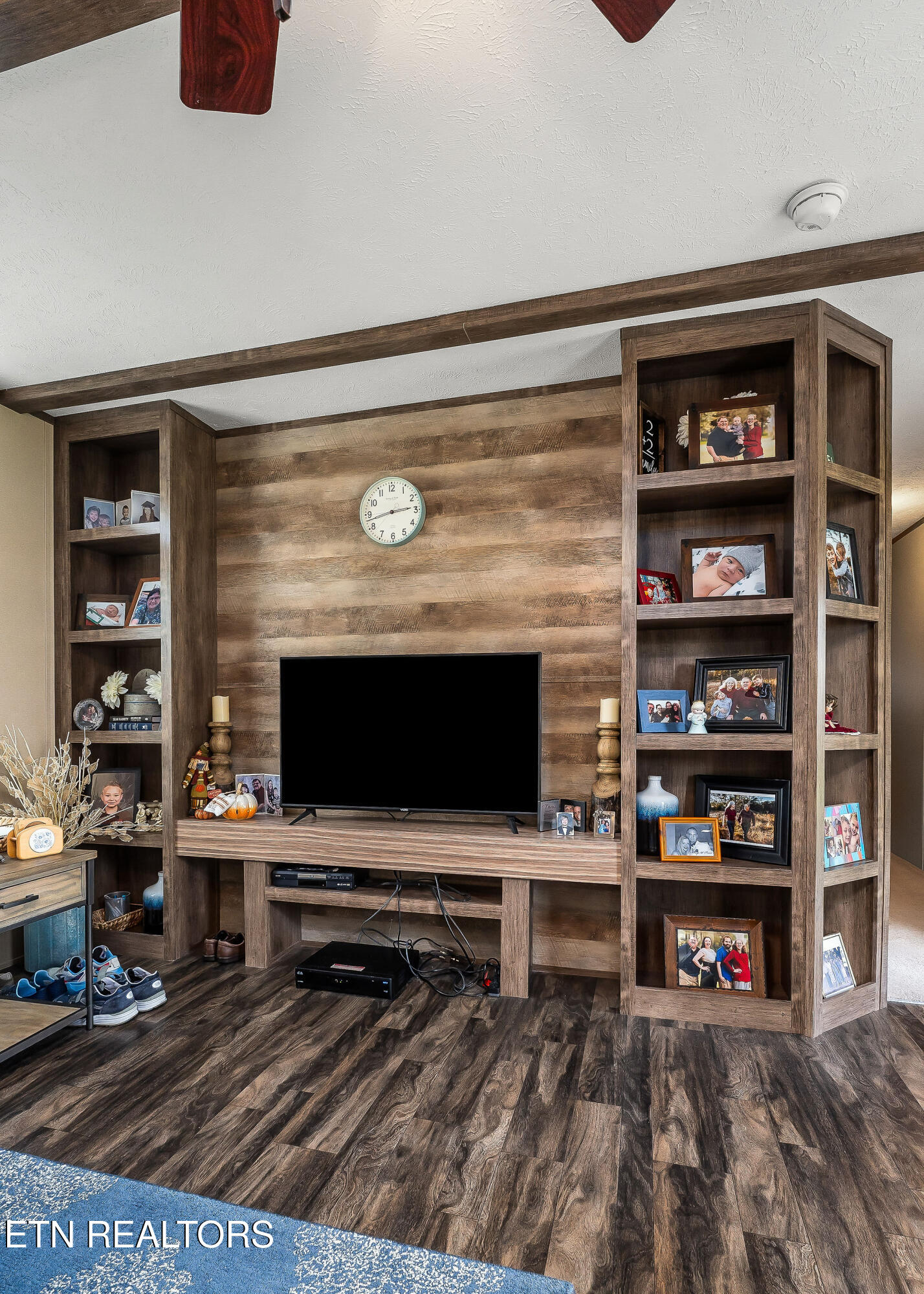 1180 Lake Hill Road Monterey, TN 38574 - Photo 9 of 43 DSC03441