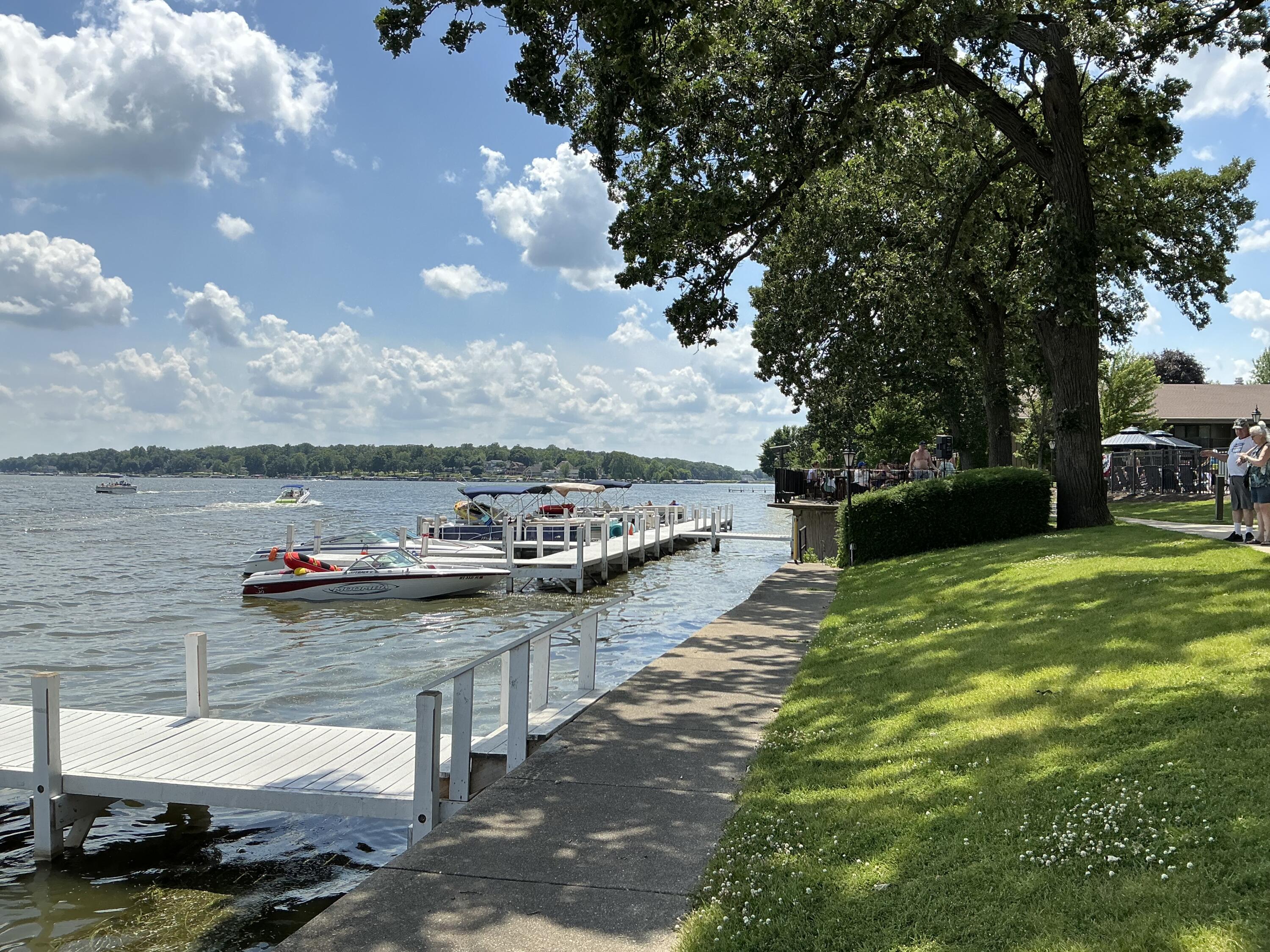 2400 Geneva Street, Unit 1812 Delavan, WI 53115 - Photo 45 of 74 IMG_0452